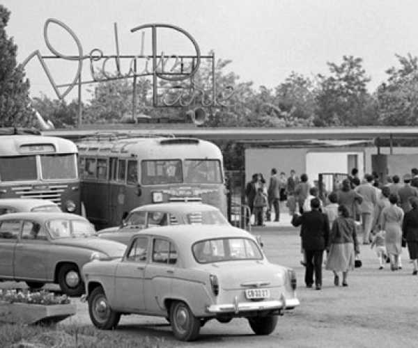 Nagyné Hodik Mónika - Volt egyszer egy Vidám Park